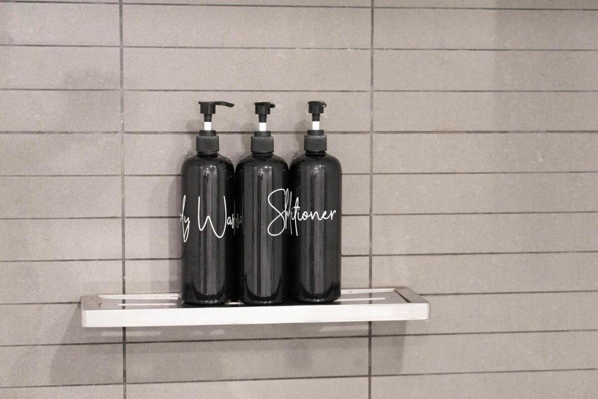 Noir Reverie - Designer Home By The River, Free Carpark, Gym & Pool Brisbane Zewnętrze zdjęcie